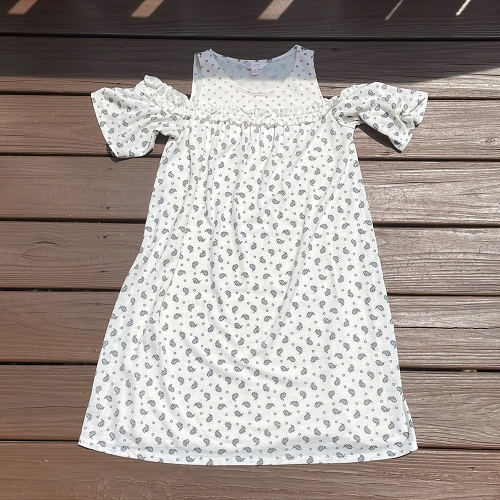 Lauren Conrad open shoulder paisley dress, size Extra Small